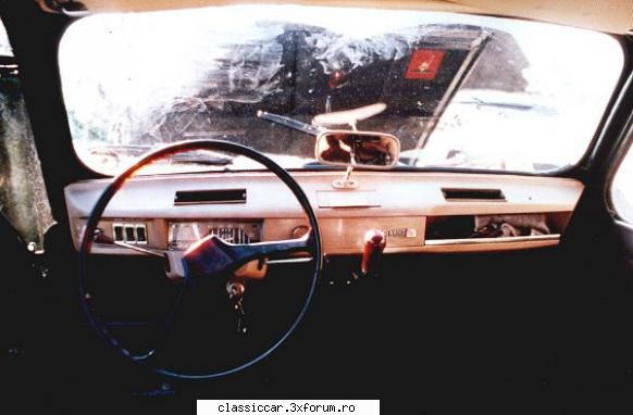Renault 4L - 1969 - Quatrelle - Din cate vad, bordul avea culoare bej, asa ca - Prezentare masini