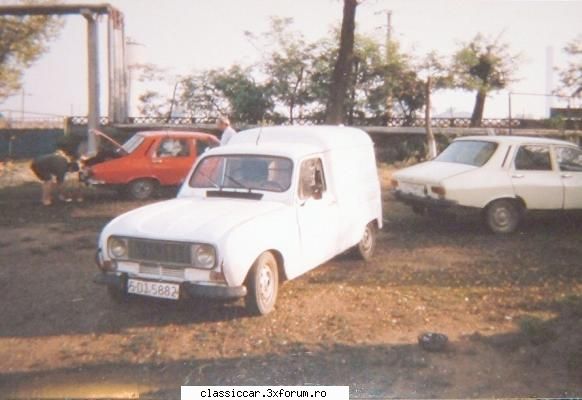 Renault 4 F4 - Vad ca sunteti in ceata. :) Sa va lamuresc, ca am - Am vazut prin Cluj-Napoca