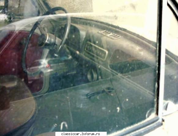 Renault Dauphine Gordini - Bordul este complet si in stare buna - Rust In Peace