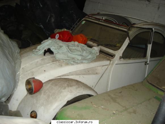Restaurare Citroen 2 CV alb - M-a,m hot�r�t s� m� apuc in paralel de 2 - Reconditionari si Restaurari
