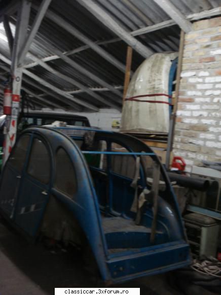 Restaurare Citroen 2 CV albastru - haionul .... isi asteapt� r�ndul pt - Reconditionari si Restaurari