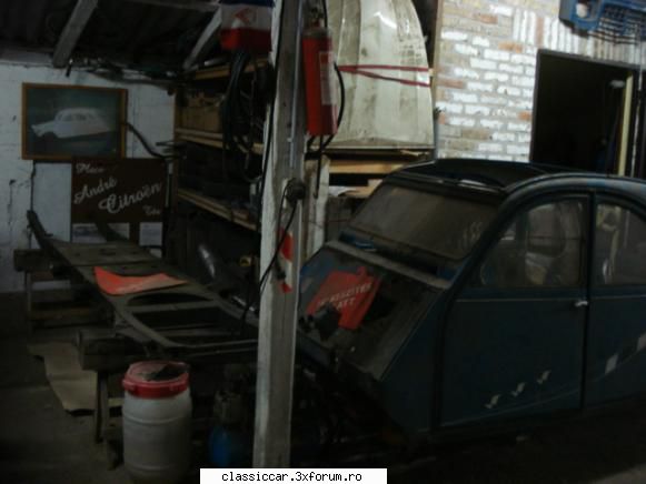 Restaurare Citroen 2 CV albastru - scuze de calitatea pozelor, ins� in hal� e - Reconditionari si Restaurari