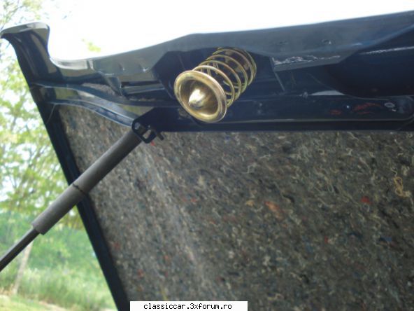 Restaurare Citroen Ami - capota motor cu izolatie nou� (cea veche deja - Reconditionari si Restaurari