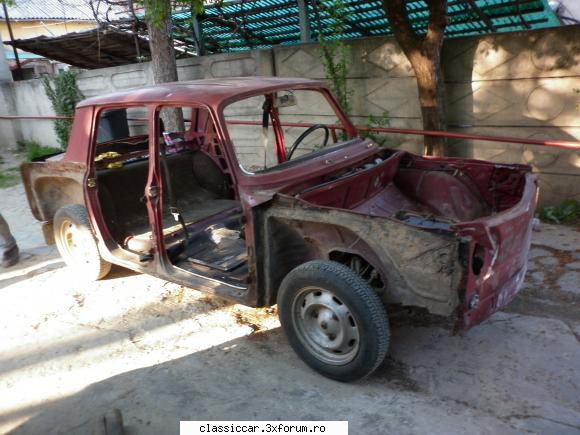 Restaurare Dacia 1100 din 70 - pozele sunt la rezolutie mare , dar forumul - Reconditionari si Restaurari