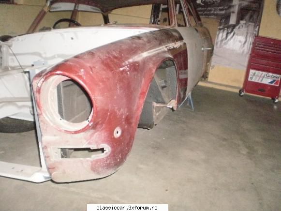 Restaurare Daimler (Jaguar) XJ6 din 1978 - Aripa montata provizoriu - Reconditionari si Restaurari