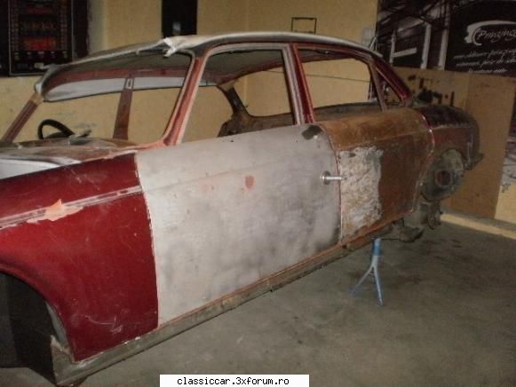 Restaurare Daimler (Jaguar) XJ6 din 1978 - Incet prinde contur - Reconditionari si Restaurari