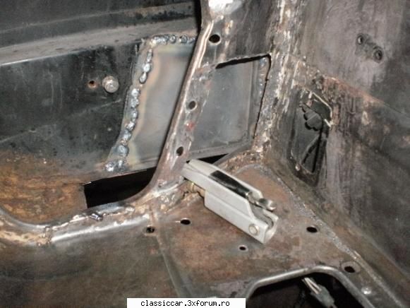 Restaurare Daimler (Jaguar) XJ6 din 1978 - Aripa interioara sudat - Reconditionari si Restaurari