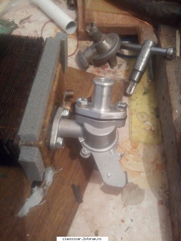 Restaurare Ochila - Radiatorul de caldura a primit un robinet nou - Reconditionari si Restaurari