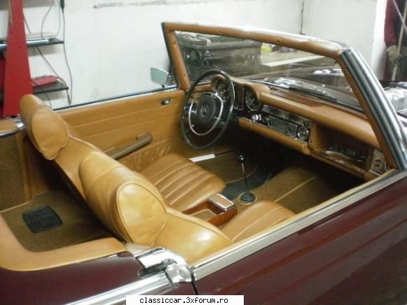 Restaurarea unei MB 280 SL - Interiorul SL-ului aproape gata - Reconditionari si Restaurari