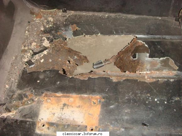 Restaurarea unei MB 280 SL - Din pacate nu. Partea spate e mai nasol. Fusta - Reconditionari si Restaurari