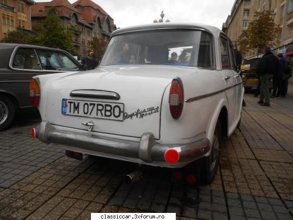 Retroparada Toamnei 2015 - Timisoara - Din potriva, Fiat-ul desi e Special, nu e - Arhiva evenimente 2015