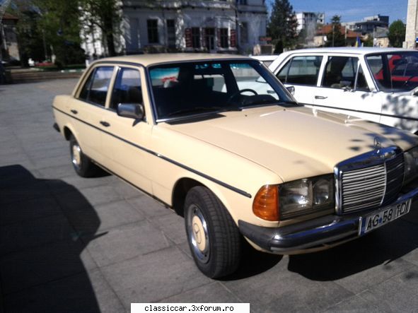 Retroparada primaverii Pitesti - Nicu_Nix - Arhiva evenimente 2016