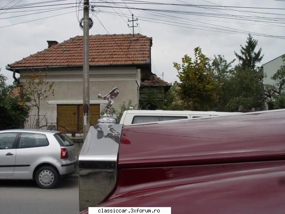 Rolls-Royce - Pe o platforma pe strada Venus (cred), am - Am vazut prin Cluj-Napoca