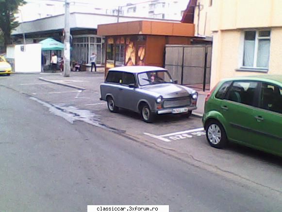 Roman, judetul Neamt - un trabi tunat,cu gust parerea mea - Am vazut prin Romania