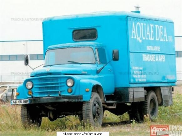 SR - Autocamioanele Steagul Rosu - Un SR 114 M Bucegi . Poza preluata de pe un site - File de istorie
