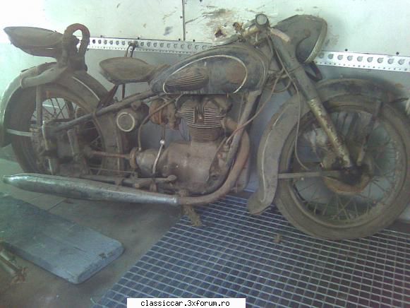 Salut - mark1 - Prezentare motociclete, motorete si biciclete de colectie