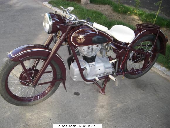 Salut - mark1 - Prezentare motociclete, motorete si biciclete de colectie