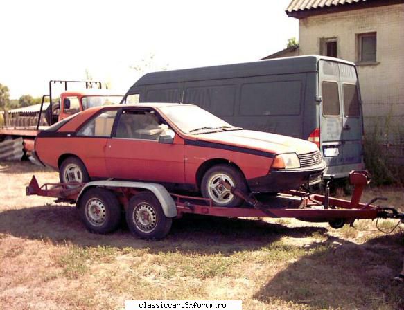 Saviem-Avia - Si in poza asta, se vede, in fundal. Se - Coltul camionagiului si tractoristului oldtimerist