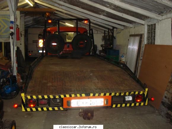 Saviem-Avia - si una cu l�mpile - Coltul camionagiului si tractoristului oldtimerist