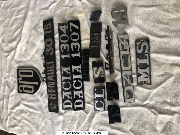 Scrisuri si embleme - Ceva din astea te ar interesa la un schimb cu - Vanzari  piese si accesorii