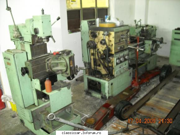Sculele din atelierul lui Vizi - Strung SNB 400 fabricat la Arad in stare perfecta - Scule si dispozitive
