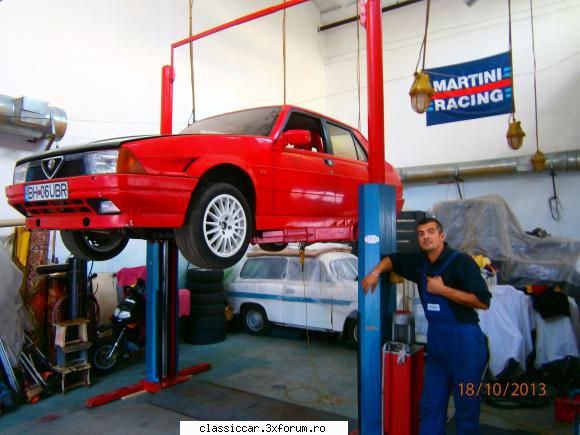 Sculele din atelierul lui Vizi - Elevator auto hidraulic marca Ravagioli - Scule si dispozitive