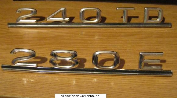 Sigle Mercedes Cobra & Bot de Cal - 60 lei ambele. Stare foarte buna, cu toate - Vanzari  piese si accesorii