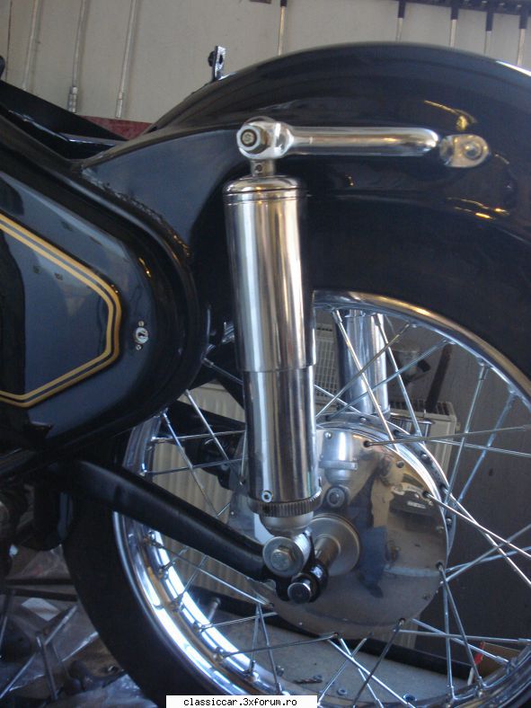 Simson 250 Sport- 1961 - suruburile de fixare a - Prezentare motociclete, motorete si biciclete de colectie