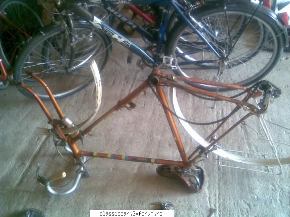 Sputnik 1980 - Asa ca m-am pregatit de - Prezentare motociclete, motorete si biciclete de colectie