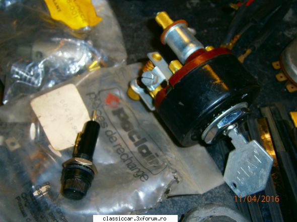 Stoc piese NOS de camion anii 70-80 - Contact identic cu cel de Fiat Topolino - Discutii libere