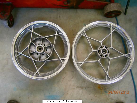 Suzuki GSX Katana 1100 - KAT 1 & KAT 2 - V.Rudolf - Prezentare motociclete, motorete si biciclete de colectie
