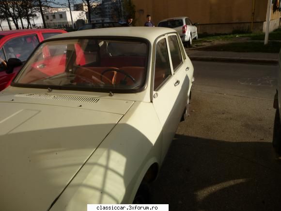 jiu retro car poza