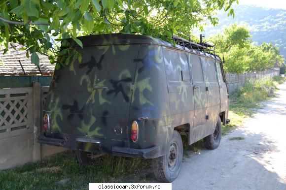 TV 51 , militar , din 72 - Spatele de la TV 51 f , fara portbagaj - Prezentare masini