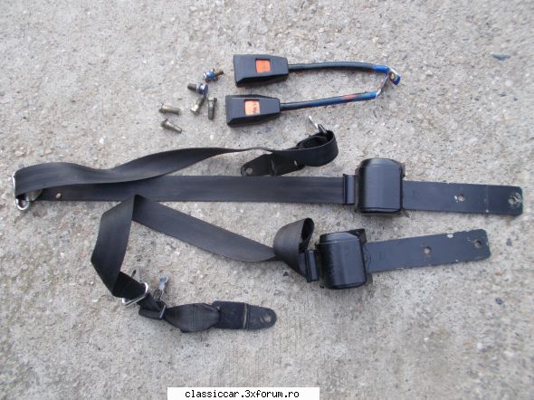 Taraba cu piese a lui Ydaniel - set centuri siguranta retractabile de Vw-audi - Vanzari  piese si accesorii