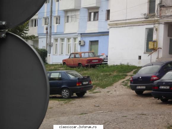 The Amazing Rusten Hunt for Moldova - Si o LADA .. nu stiu de care dar acolo era o - Am vazut prin Romania