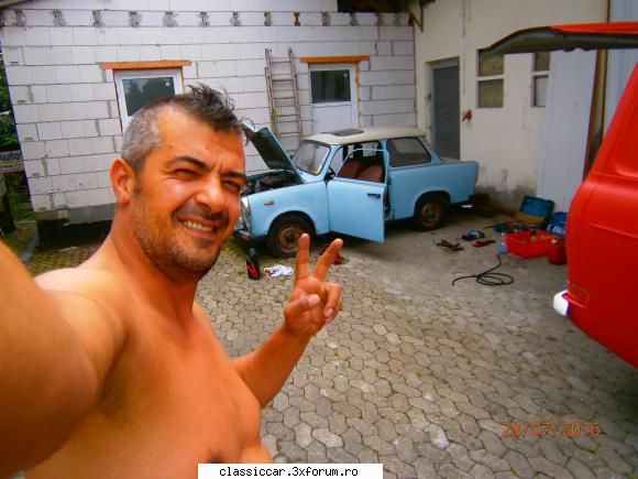 Trabant 601 Lux - model 1987 - Un Trabantel mi a facut cu ochiul si l am luat de - Prezentare masini