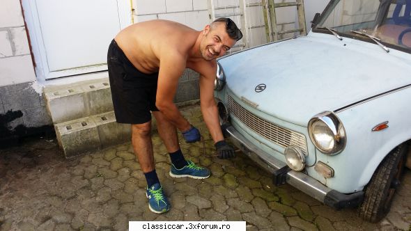 Trabant 601 Lux - model 1987 - Incercam sa i dau o manivela - Prezentare masini