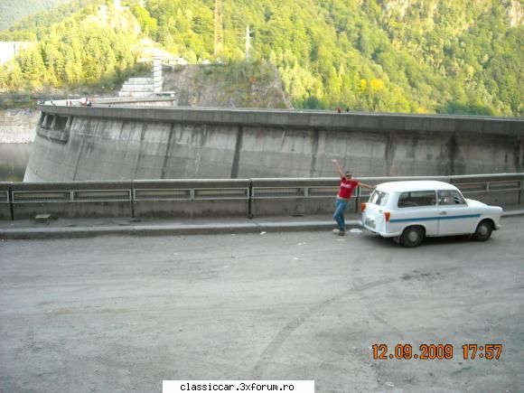 Trabant combi 600 an 63' - roxana alaturi de chilly willy si baraj - Prezentare masini