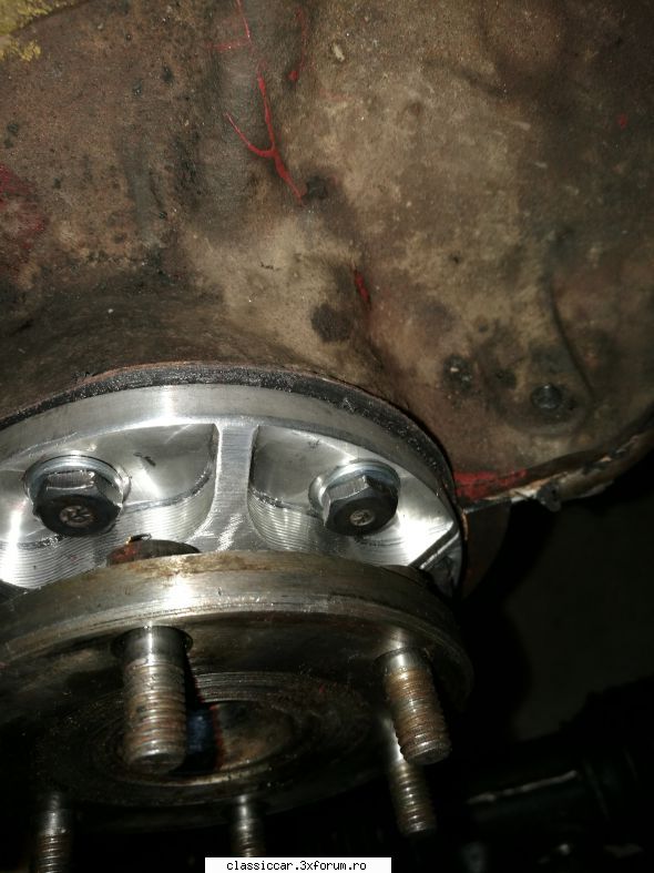 Traction Avant - �di, uite aici a, garnitura sa presat putin - Reconditionari si Restaurari