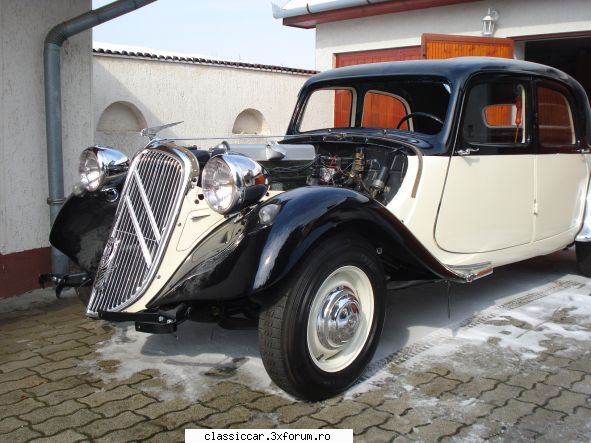 Traction Avant - Trebuie s� te dezam�gesc : Nici cele dou� faruri - Reconditionari si Restaurari