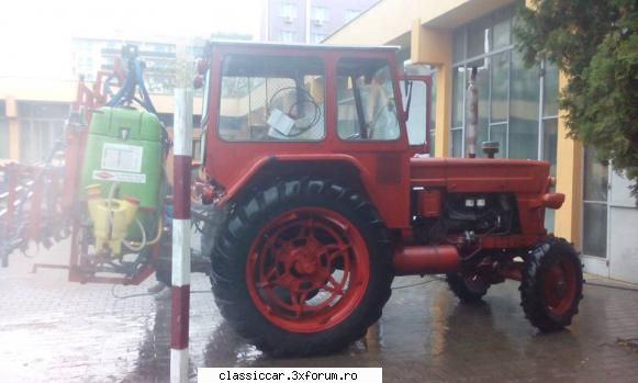 Tractoare si utilaje Cluj - Tractoarele USAMV-ului! Asa se intretine un - Am vazut prin Cluj-Napoca