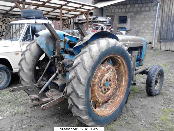 Tractor Ford Major - Petrişor - Coltul camionagiului si tractoristului oldtimerist