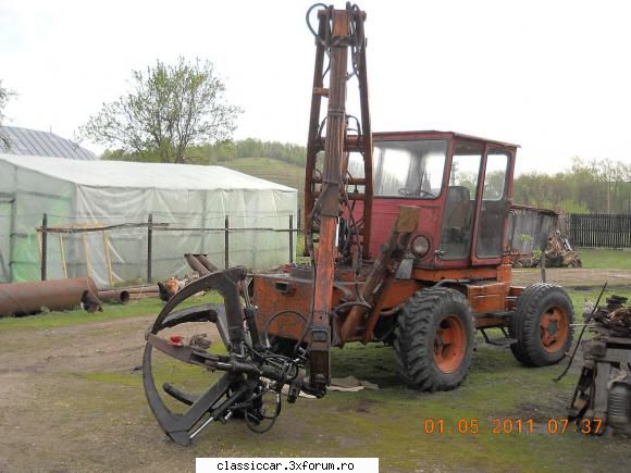 Tractor TIH 445 - Asa cum am promis o sa incerc sa va - Coltul camionagiului si tractoristului oldtimerist