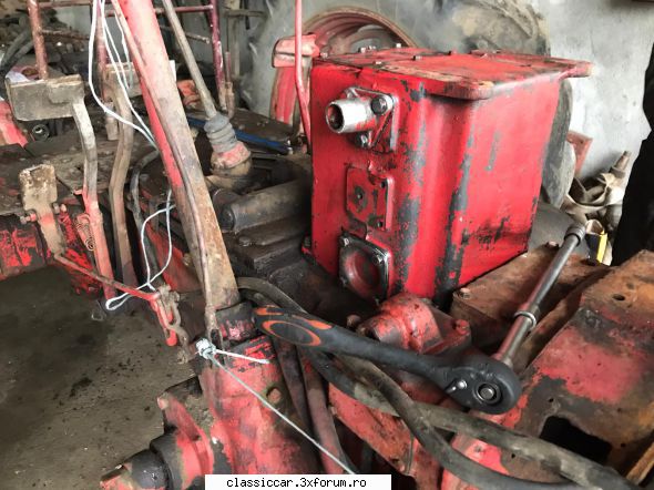 Tractor UTOS27 - Am tot lucrat la tractorul meu,chiar am - Coltul camionagiului si tractoristului oldtimerist