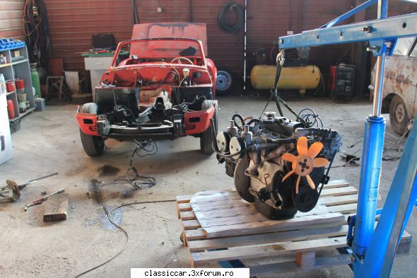 Triumph Spitfire 1973 - apoi a ramas si fara motor - Reconditionari si Restaurari