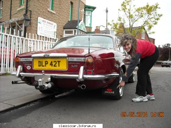 U.K. classics - my pufok vs Jag - Din lumea larga