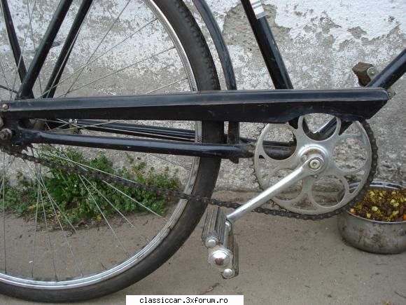 Ukraina 1970 - ap�r�toarea lantului de asemenea - Prezentare motociclete, motorete si biciclete de colectie