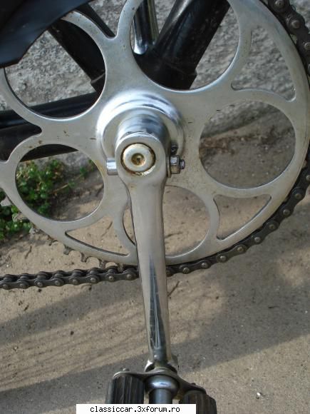 Ukraina 1970 - si dup� pensulare cu benzina, si - Prezentare motociclete, motorete si biciclete de colectie
