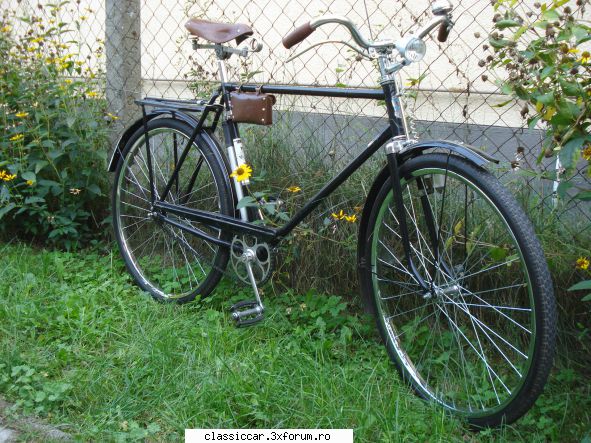 Ukraina 1970 - Azi a fost admirat� b�tr�na - Prezentare motociclete, motorete si biciclete de colectie