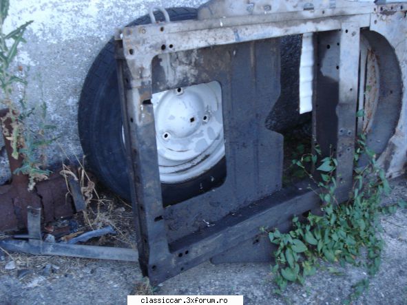 Un 2 CV ptr fiul meu - sasiul ....compromis total - Reconditionari si Restaurari